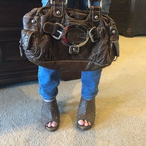 Practically brand new Guess purse